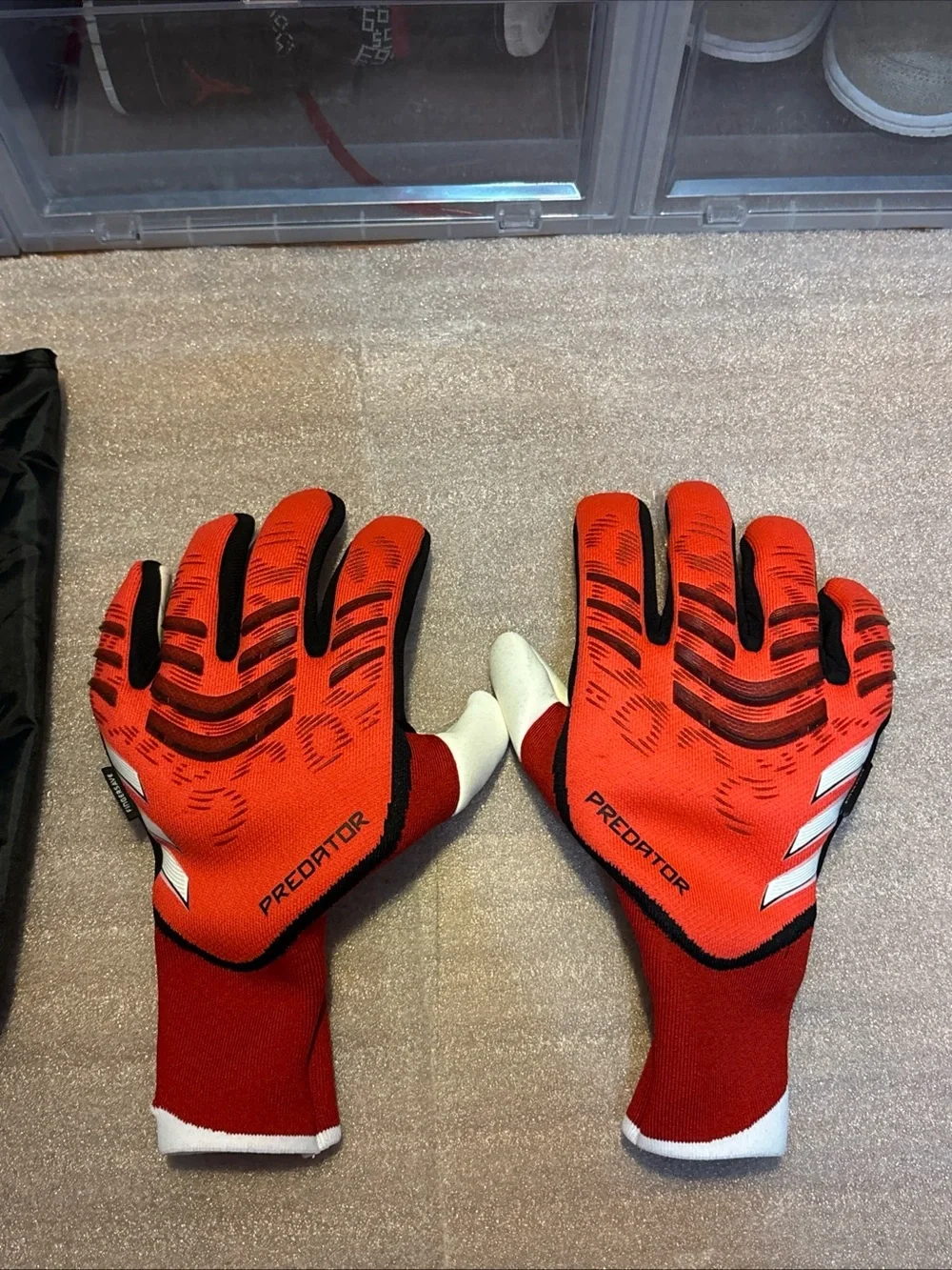 adidas Predator GL Pro FS Fingersave Goalkeeper Gloves Red JH3804 Men Size 7 NWT